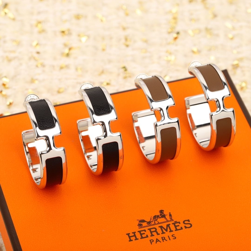 H**me5 bracelets